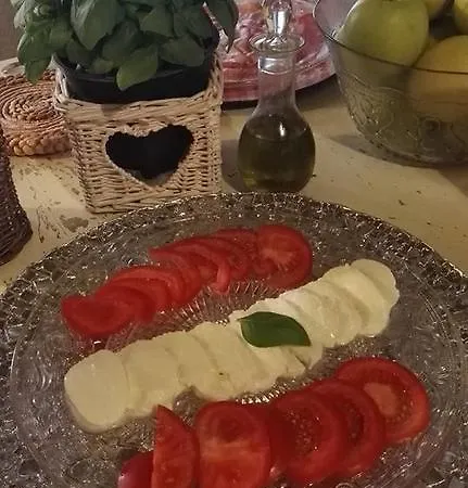 Guest Margherita 2* Лукка